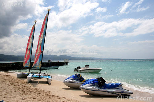 Doctors Cave Beach Hotel 32